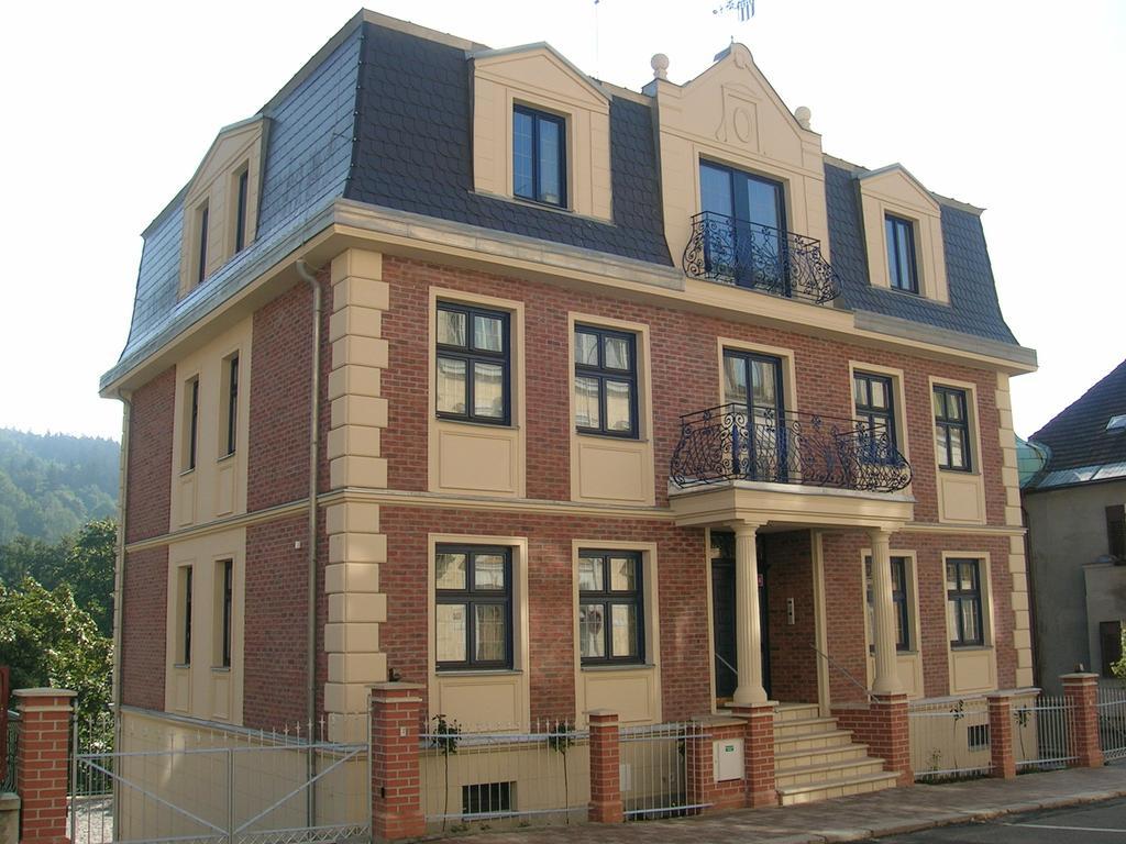 Apartments Merlin Mariánské Lázně Esterno foto